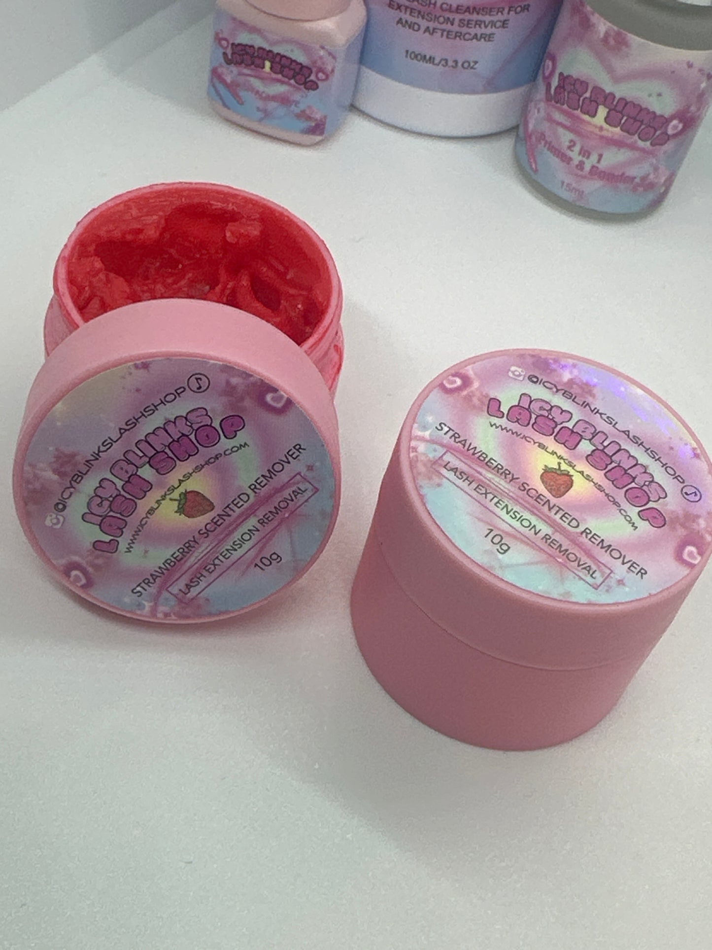 Strawberry-Scented Cream Remover 🍓 🍰
